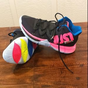 NIKE Kyrie 5 Just Do It!